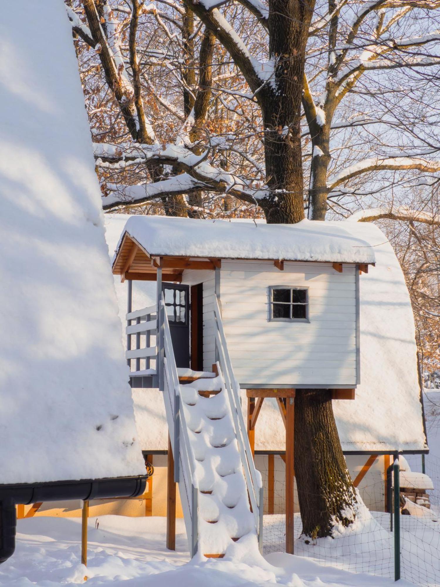 Sen I Wino, Domki Na Winnicy Ze Strefa Spa Zywiec Exterior photo
