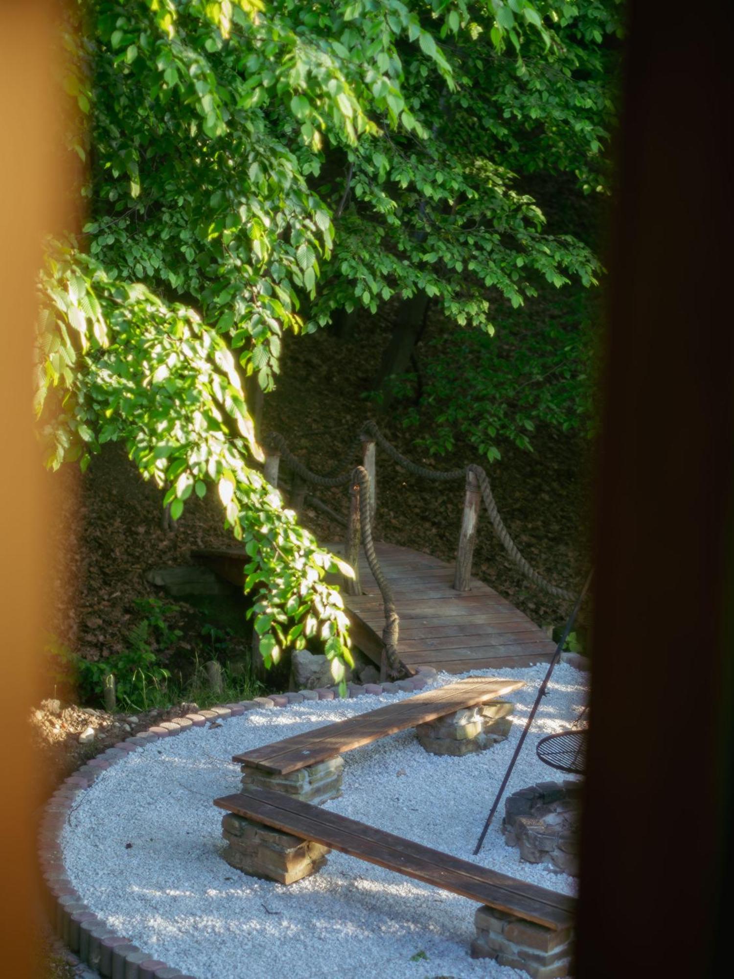 Sen I Wino, Domki Na Winnicy Ze Strefa Spa Zywiec Exterior photo